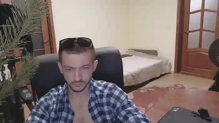 333Alone_in_theDark777