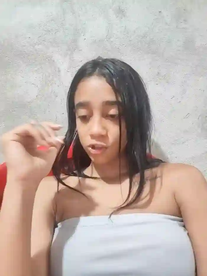Zoe_Sweett18
