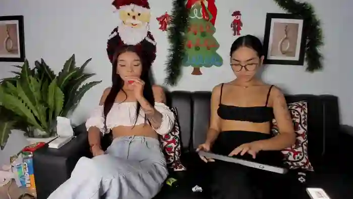 Mia_petite01