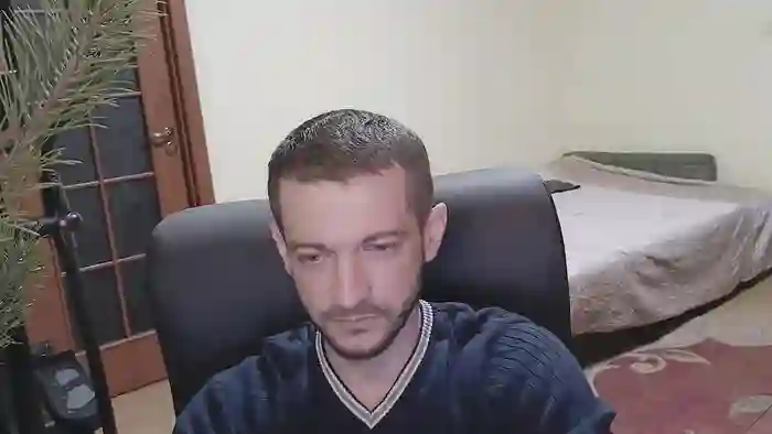 333Alone_in_theDark777