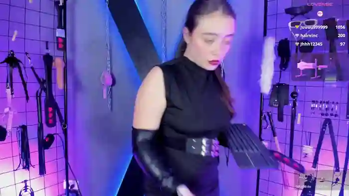 MissKara_Ariana_bdsm