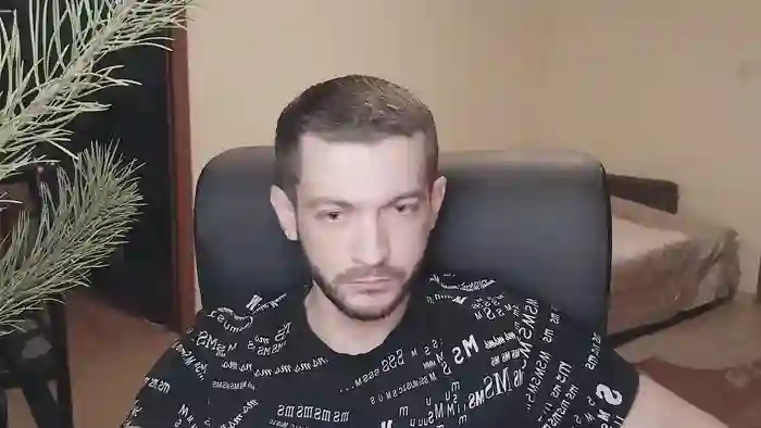 333Alone_in_theDark777