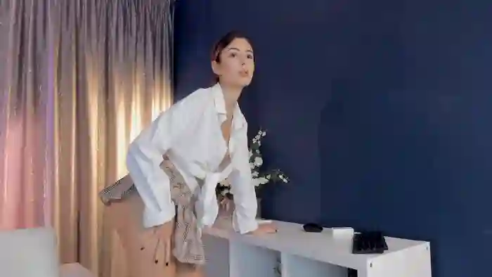 ShyHotLady